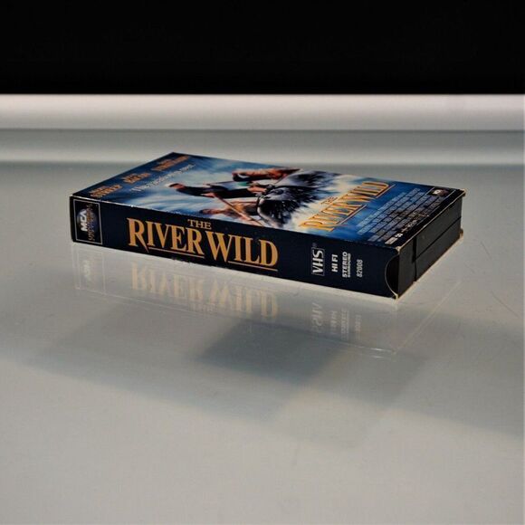 The River Wild VHS Tape 1995 Movie Meryl Streep Kevin Bacon David Strathairn - Picture 4 of 4
